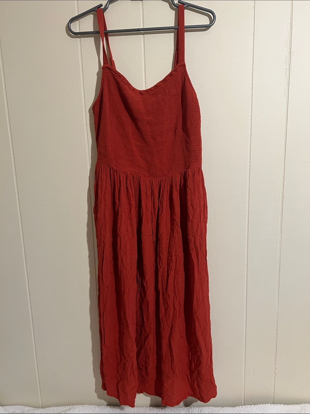 Old Navy Red Spaghetti-Strap Maxi Dress Size M